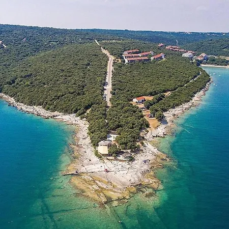 Mara, Duga Uvala Istria *