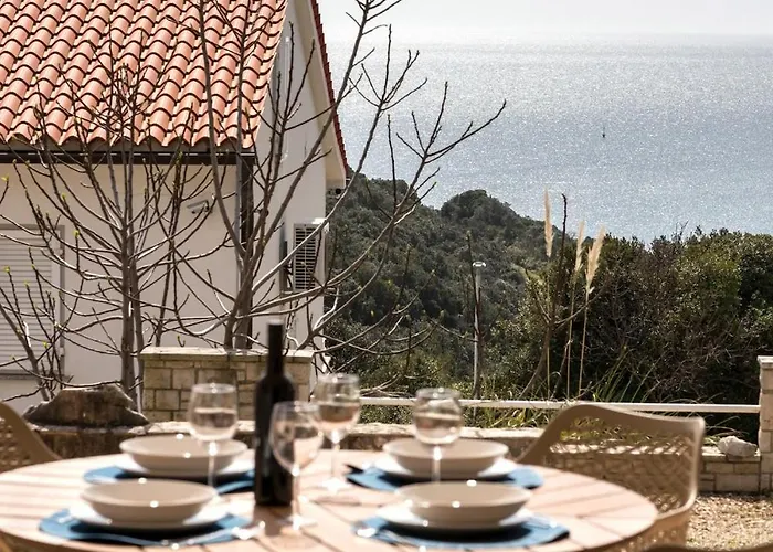 Mara, Duga Uvala Istria Apartman *